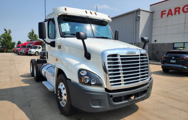 2018 Freightliner Cascadia 125 Day Cab #175138