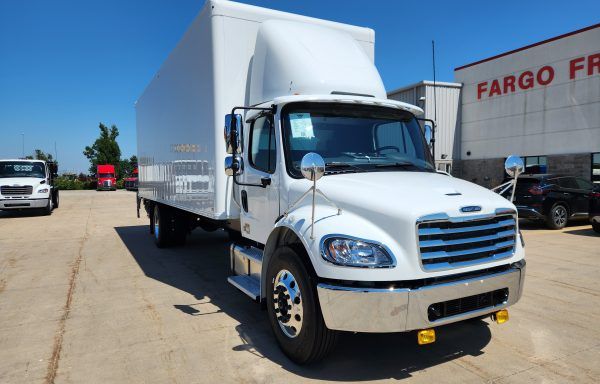 2025 Freightliner M2 106 26″ Van Body #175011