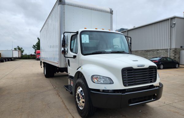 2017 Freightliner M2 106 26′ Van Body with Lift Gate #175360